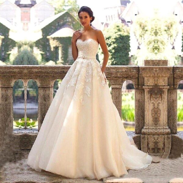 Robe-Princesse-Femme-Mariage_ef57195d-29fa-40d6-a252-27f12612ad3e